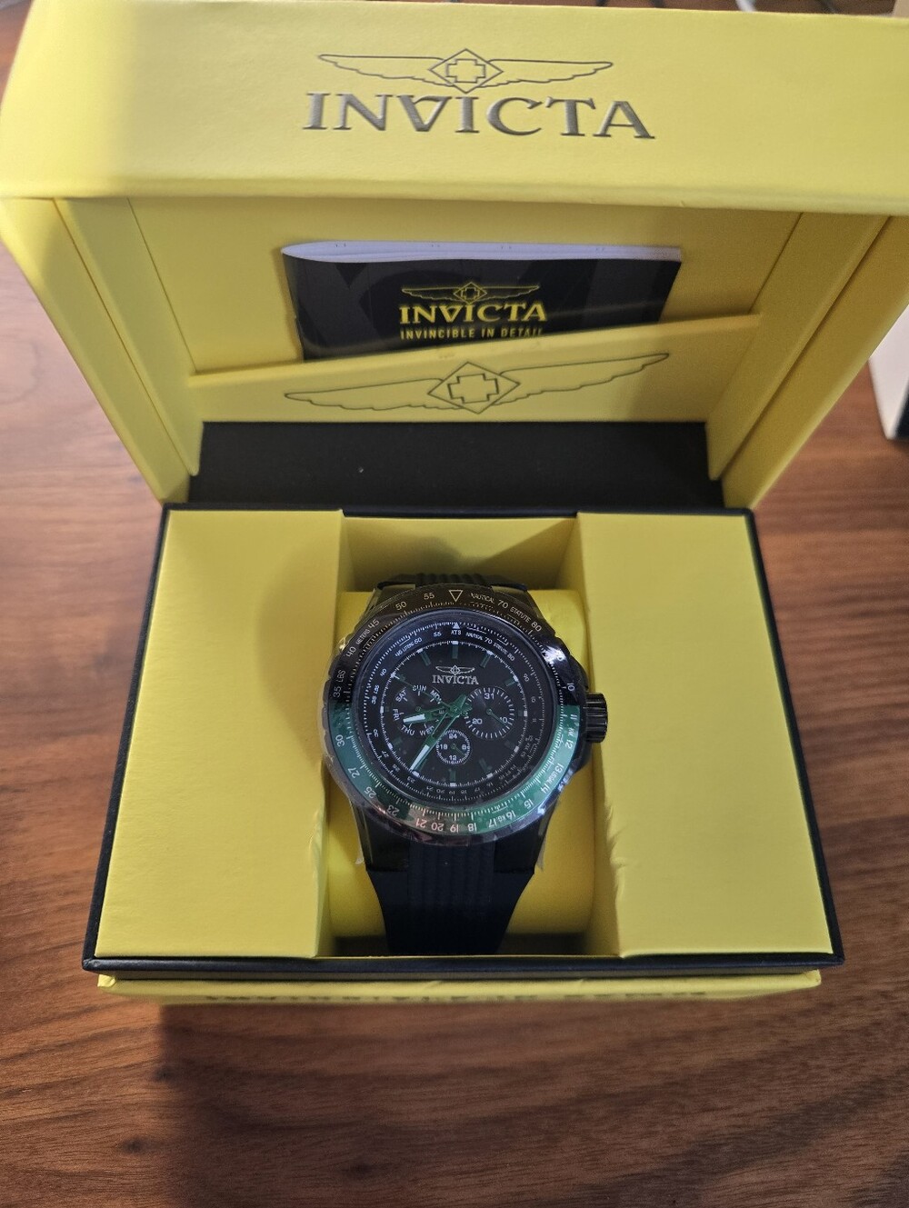 Men's Invicta Aviator Watch Trinite Quartz 39308 - Silicone Band Black Dial 50mm
